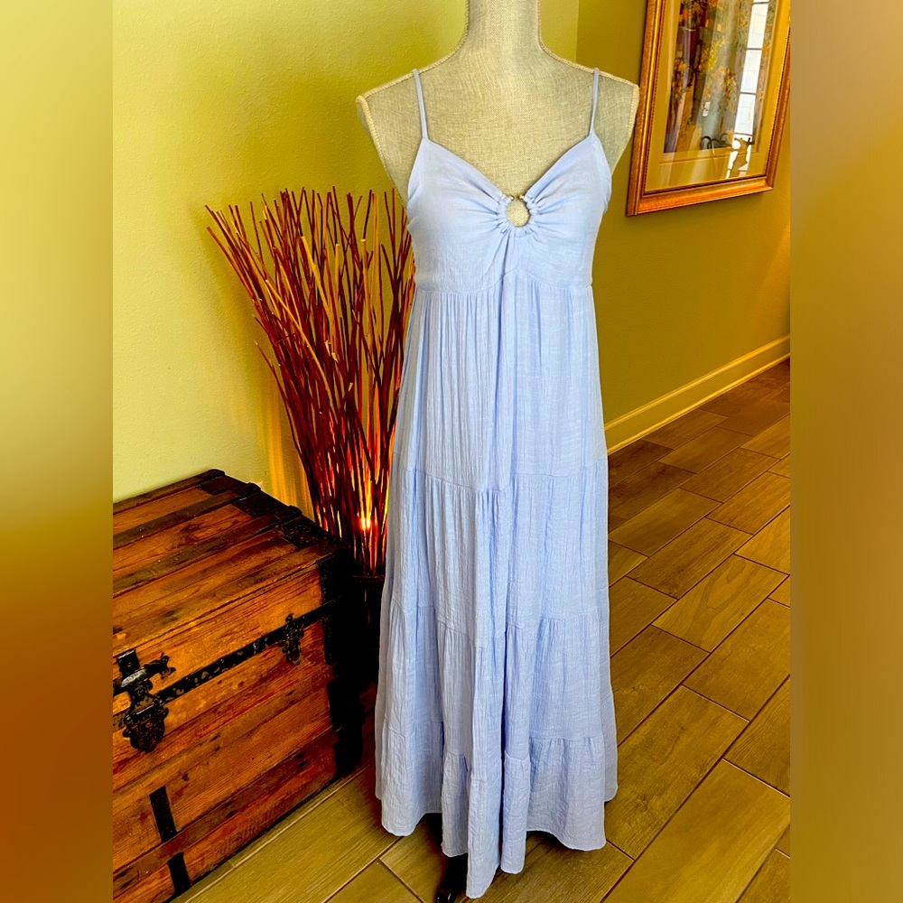 Entro light blue with U shape sliver hook V-neck women's maxi tired dres…